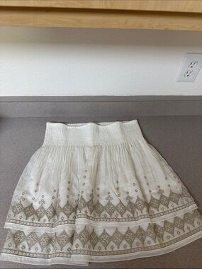 White House Black Market White Embroidered Circle Skirt